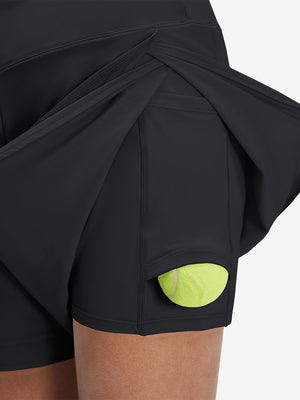 Detail view of side inner pocket on black women's gym golf shorts with liner pocket